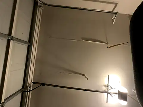 Foreignthababyy online show from December 18, 10:30 am