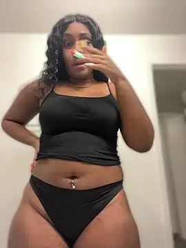 Snapshot of Foreignthababyy chatting on May 4, 2:26 am Foreignthababyy online show from May 4, 2:26 am