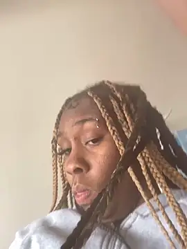 Foreignthababyy online show from December 3, 3:44 pm