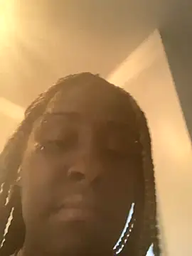 Foreignthababyy online show from December 4, 7:02 pm