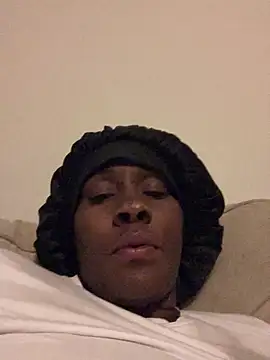 Foreignthababyy online show from October 30, 7:28 am