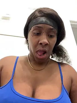 Foreignthababyy online show from March 26, 7:50 am