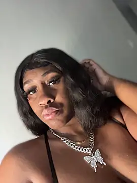 Foreignthababyy online show from April 13, 6:34 pm