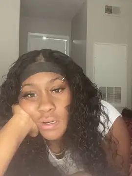 Foreignthababyy online show from February 19, 2:25 pm