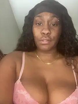 Foreignthababyy online show from February 20, 8:16 am