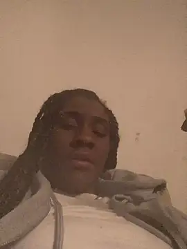 Foreignthababyy online show from November 26, 11:43 am