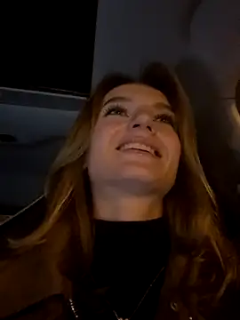 -AngelAri- online show from September 22, 9:10 pm