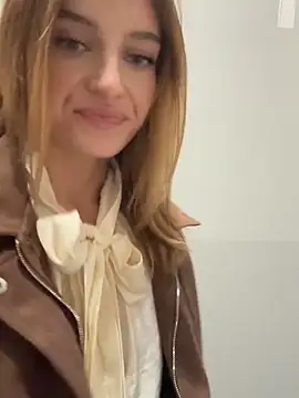 -AngelAri- online show from October 24, 9:08 am