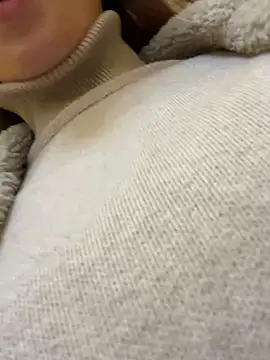 -AngelAri- online show from October 2, 6:11 pm