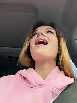 -AngelAri- online show from November 7, 9:03 am