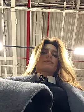 -AngelAri- online show from October 18, 9:06 pm