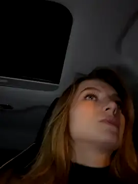 -AngelAri- online show from September 24, 8:15 pm