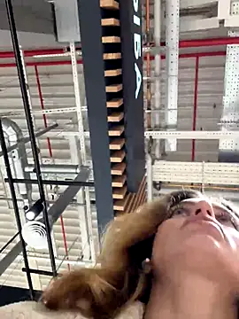 -AngelAri- online show from October 11, 9:05 pm