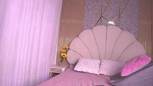 mssburbuja online show from April 15, 3:12 am