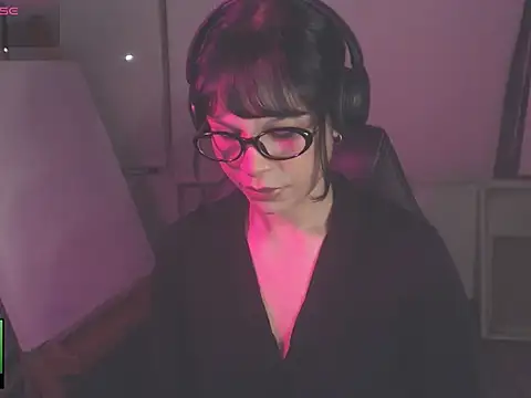 alien  show online show from March 9, 3:32 am