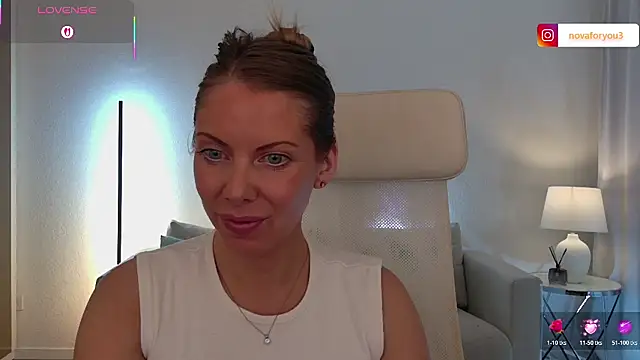 novaforyou1 online show from November 1, 2:33 pm