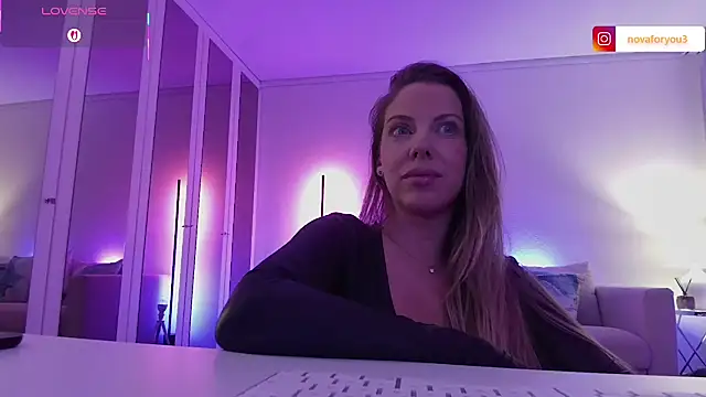 novaforyou1 online show from October 29, 9:03 pm