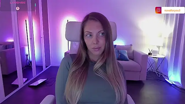 novaforyou1 online show from November 18, 9:40 pm