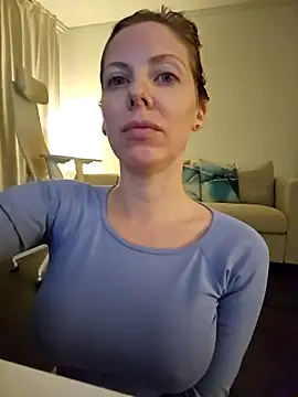 novaforyou1 online show from October 3, 2:07 pm