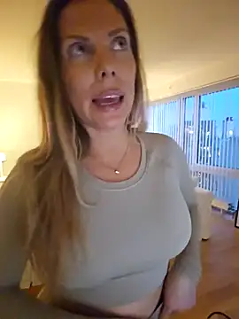 novaforyou1 online show from March 14, 5:24 pm