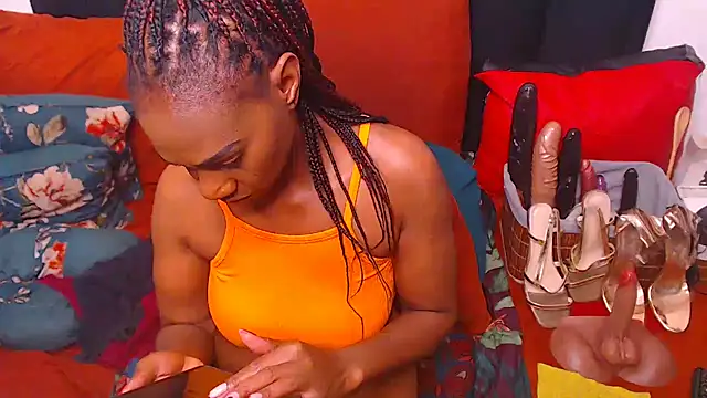 sexybootylicious online show from March 27, 7:50 am