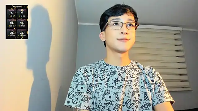 tom Howard online show from October 16, 4:32 am