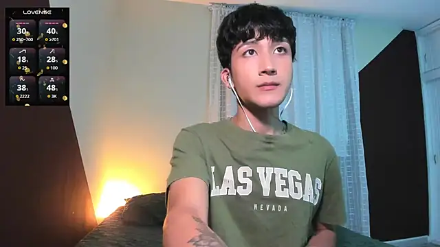 tom Howard online show from May 13, 12:39 am