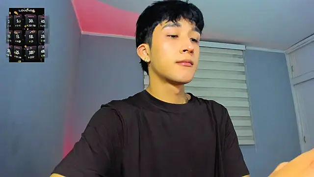 tom Howard online show from November 18, 1:43 am