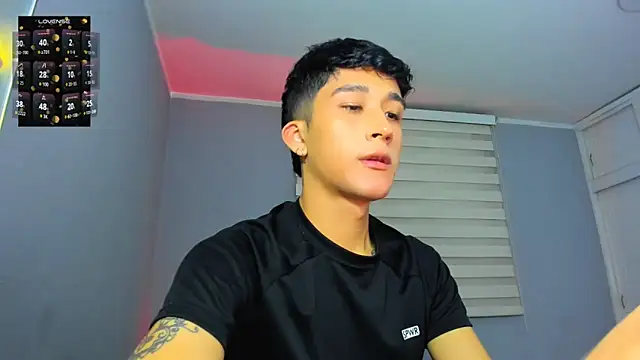 tom Howard online show from November 30, 3:40 am