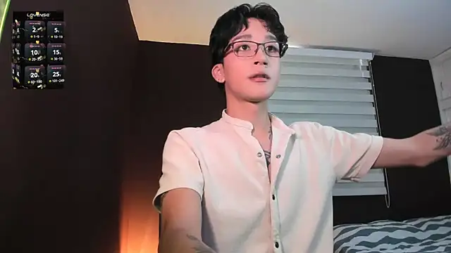 tom Howard online show from March 28, 10:11 pm