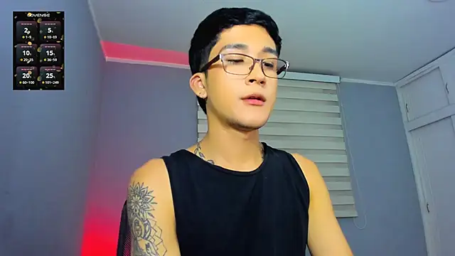 tom Howard online show from November 10, 1:54 am