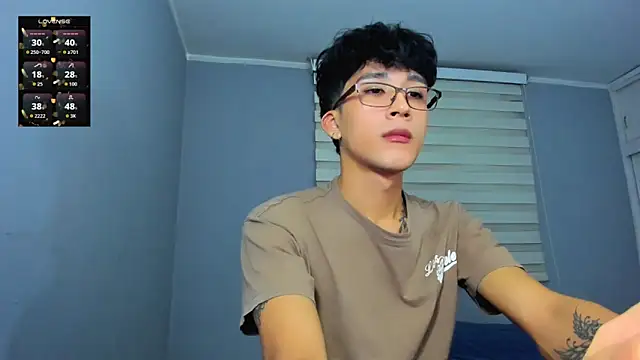 tom Howard online show from February 10, 1:26 am