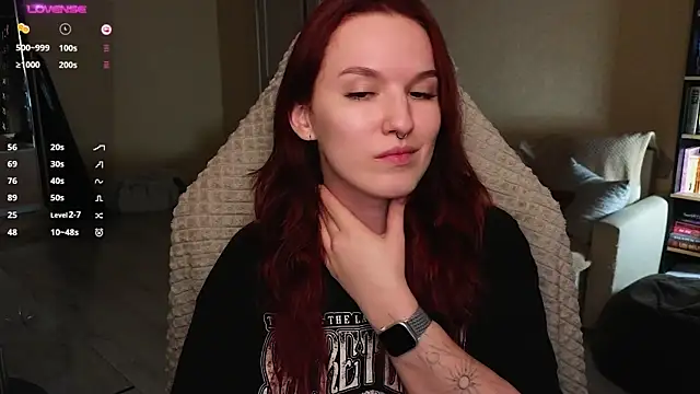 Val lava online show from April 14, 8:36 pm