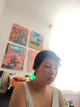 Haru Queenn online show from October 24, 9:03 pm