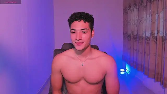 MitchellXD online show from January 18, 4:32 pm