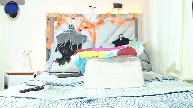 ruby myers online show from October 31, 9:32 pm