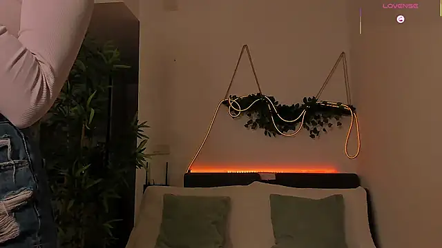 Jaylee Krys online show from February 25, 6:08 pm