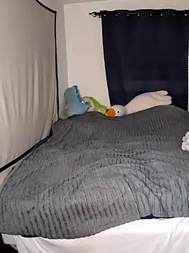 JadaSkyy online show from February 6, 8:27 pm