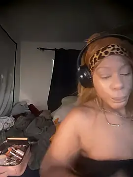 JadaSkyy online show from January 7, 8:47 pm