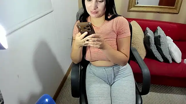 NicolettColin online show from July 15, 4:47 pm