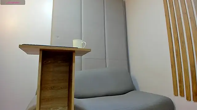 Snapshot of AlishaPalmer chatting on October 28, 12:04 pm AlishaPalmer online show from October 28, 12:04 pm