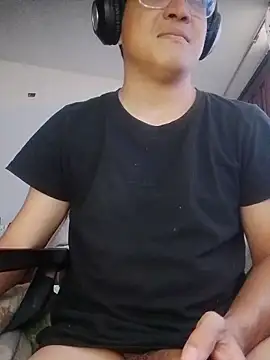 Mghty-cockl88 online show from February 8, 4:37 pm