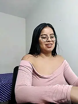 charlotte moineau online show from February 22, 2:39 am