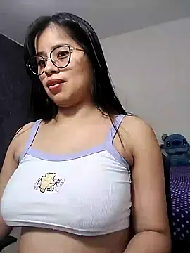 charlotte moineau online show from December 1, 8:58 pm