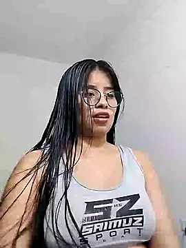 charlotte moineau online show from January 18, 11:44 pm