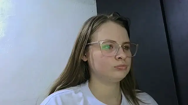 HellenMiyer1111 online show from April 14, 3:44 am