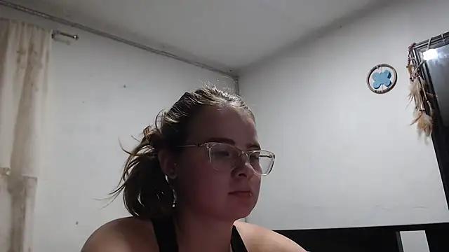 Snapshot of HellenMiyer1111 chatting on September 27, 4:57 pm HellenMiyer1111 online show from September 27, 4:57 pm