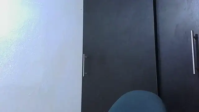 HellenMiyer1111 online show from April 12, 10:24 pm