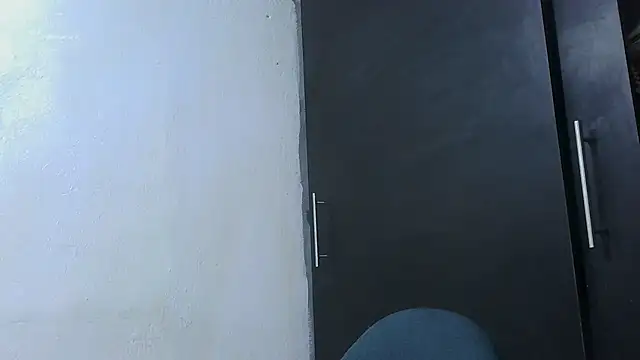 Snapshot of HellenMiyer1111 chatting on July 9, 2:23 am HellenMiyer1111 online show from July 9, 2:23 am