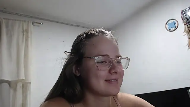 HellenMiyer1111 online show from October 25, 2:39 pm